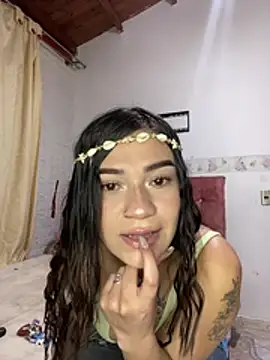 chloe evans0 online show from 07/30/26, 01:48