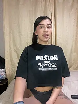 chloe evans0 online show from 07/29/26, 12:54