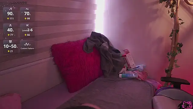 Megan Starling online show from 04/13/26, 02:10