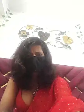 Snapshot of mayakapoor880 chatting on 03/21/26, 05:39 mayakapoor880 online show from 03/21/26, 05:39