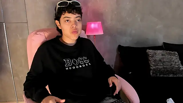 Cris Sasha online show from 04/07/26, 11:34