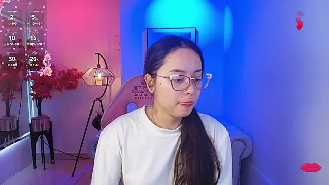 Snapshot of Shady_bug chatting on 04/12/26, 01:03 Shady bug online show from 04/12/26, 01:03