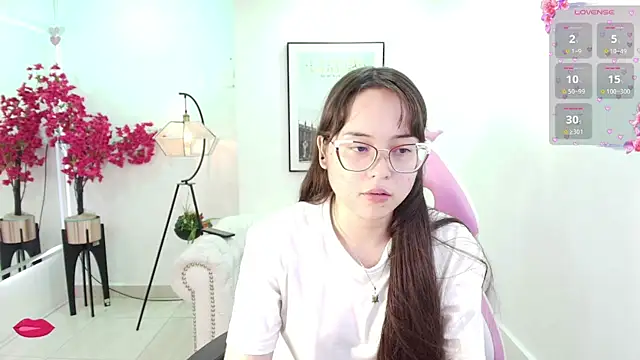 Snapshot of Shady_bug chatting on 03/28/26, 08:10 Shady bug online show from 03/28/26, 08:10