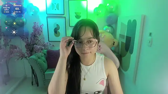 Snapshot of Shady_bug chatting on 04/13/26, 07:51 Shady bug online show from 04/13/26, 07:51