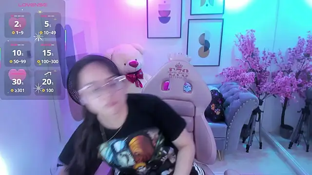 Snapshot of Shady_bug chatting on 03/23/26, 07:36 Shady bug online show from 03/23/26, 07:36