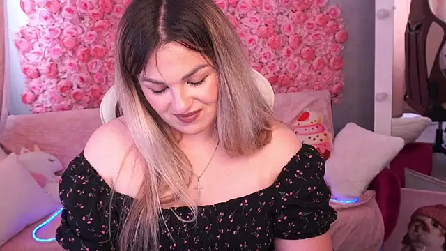 AlissyaGrayy online show from 05/22/26, 12:36