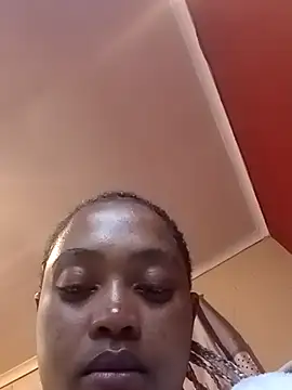 GoodinbedAfrican4 online show from 05/28/26, 10:04