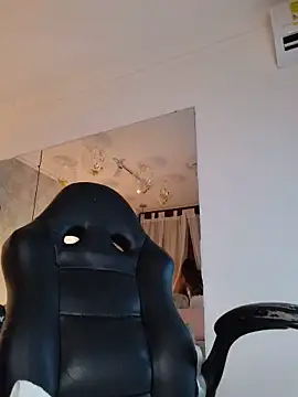 SERENAA   online show from 03/21/26, 03:30