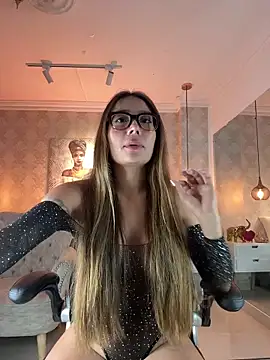 SERENAA   online show from 04/15/26, 03:34