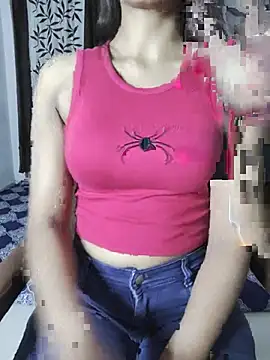Snapshot of myra77 chatting on 06/26/26, 12:00 myra77 online show from 06/26/26, 12:00