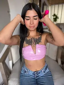 Shalom pink18 online show from 04/22/26, 05:53