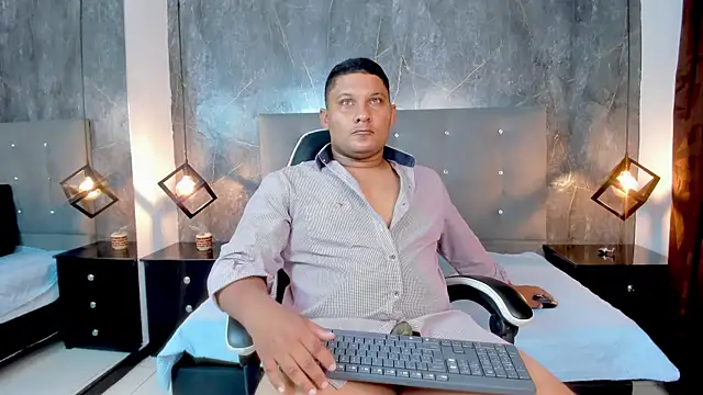 Liam Carters online show from 03/25/26, 11:53