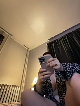 JulieetteLatte online show from 04/02/26, 01:24