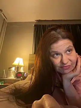 Snapshot of JulieetteLatte chatting on 05/22/26, 02:42 JulieetteLatte online show from 05/22/26, 02:42