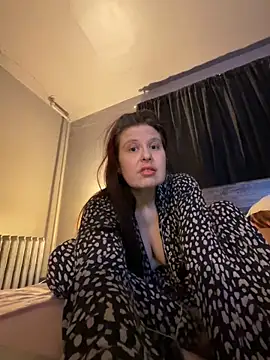 JulieetteLatte online show from 03/19/26, 02:00