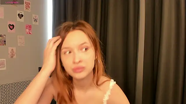 JanuaryElwell online show from 03/27/26, 10:27