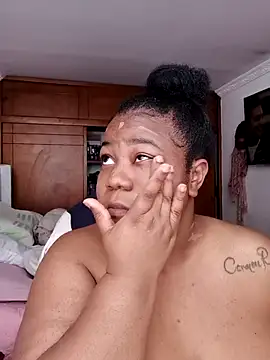 Snapshot of Daddyss_girl1 chatting on 03/22/26, 01:56 Daddyss girl1 online show from 03/22/26, 01:56