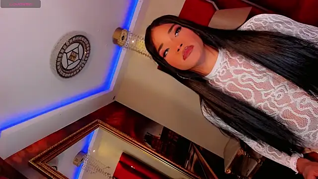 Paola Delfino online show from 04/12/26, 08:34