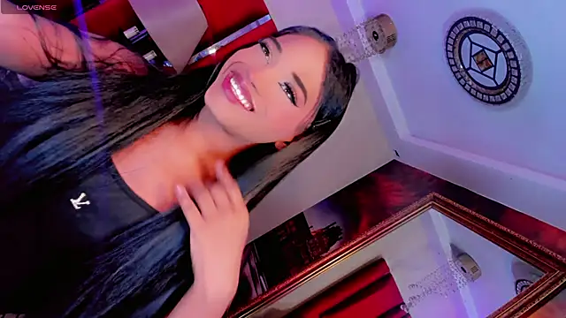 Paola Delfino online show from 04/14/26, 11:37