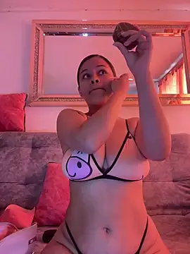 leoylia online show from 04/08/26, 07:37