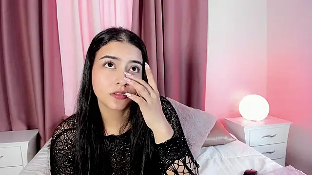 sweet aura31 online show from 04/13/26, 07:51