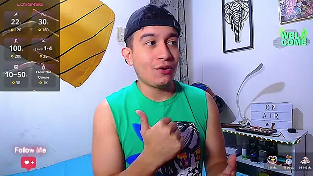 Max Parkerr online show from 03/25/26, 01:54