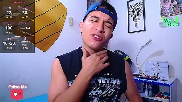 Max Parkerr online show from 04/13/26, 02:10