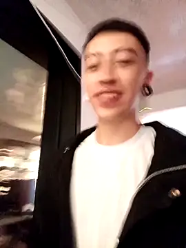 Snapshot of Yoshua_Smith chatting on 03/22/26, 11:56 Yoshua Smith online show from 03/22/26, 11:56