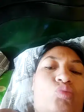 Snapshot of LatinSquirtBaby chatting on 06/07/26, 07:30 LatinSquirtBaby online show from 06/07/26, 07:30