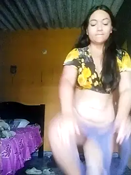 Snapshot of LatinSquirtBaby chatting on 05/18/26, 01:27 LatinSquirtBaby online show from 05/18/26, 01:27