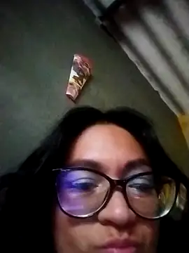 Snapshot of LatinSquirtBaby chatting on 05/17/26, 08:09 LatinSquirtBaby online show from 05/17/26, 08:09