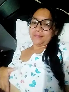 Snapshot of LatinSquirtBaby chatting on 06/08/26, 01:55 LatinSquirtBaby online show from 06/08/26, 01:55