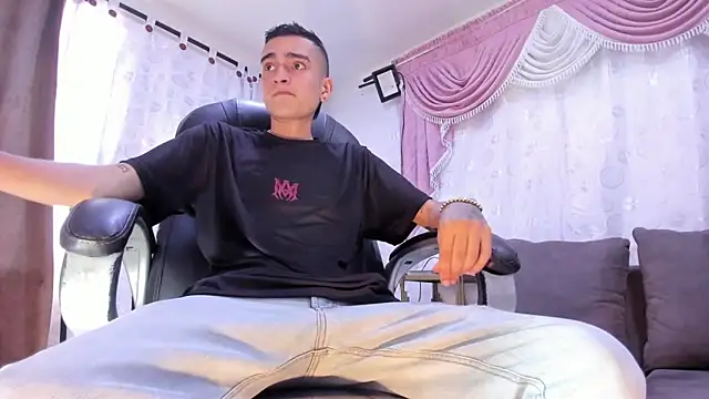 Ethann Boy online show from 04/06/26, 07:15