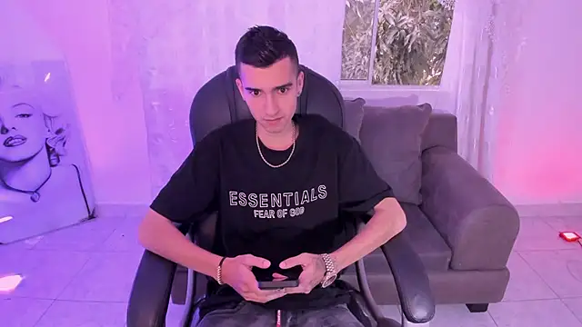 Ethann Boy online show from 03/18/26, 08:53