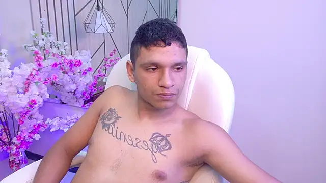 Snapshot of Pablo_ludovica chatting on 04/06/26, 03:35 Pablo ludovica online show from 04/06/26, 03:35