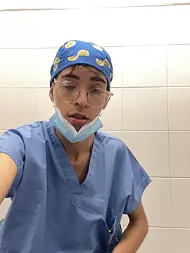 Milo Gunnar online show from 04/12/26, 09:07