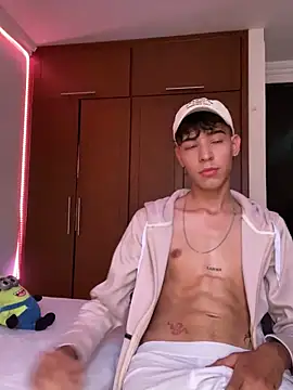 Milo Gunnar online show from 03/30/26, 07:48