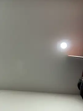 Snapshot of LeonBlazze chatting on 04/09/26, 02:13 LeonBlazze online show from 04/09/26, 02:13