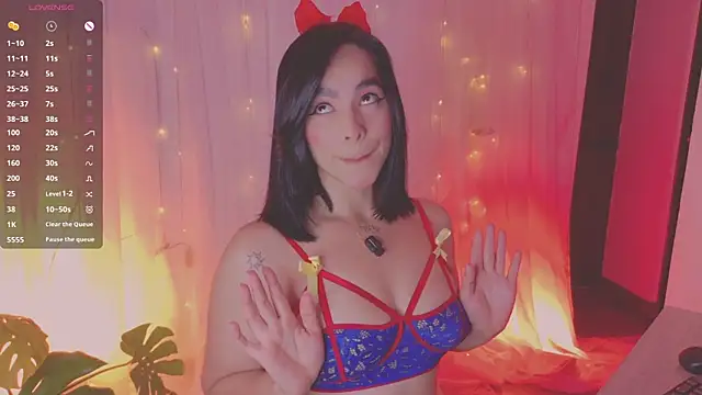 Snapshot of ImLeana_XXX chatting on 03/30/26, 07:04 ImLeana XXX online show from 03/30/26, 07:04