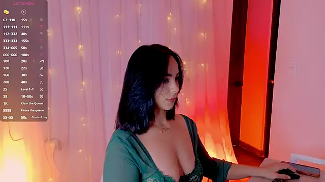 Snapshot of ImLeana_XXX chatting on 03/26/26, 07:23 ImLeana XXX online show from 03/26/26, 07:23