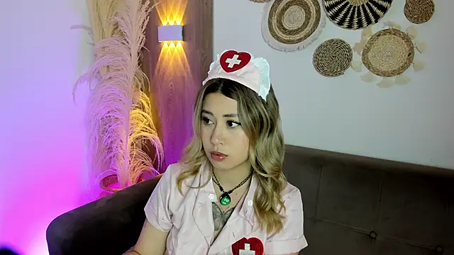 Amber Palmer online show from 05/15/26, 01:31