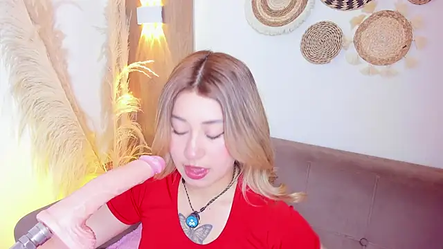 Amber Palmer online show from 05/03/26, 08:23