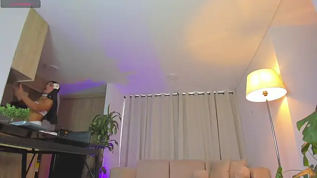 Snapshot of Aleja_evangeline chatting on 06/02/26, 10:21 Aleja evangeline online show from 06/02/26, 10:21