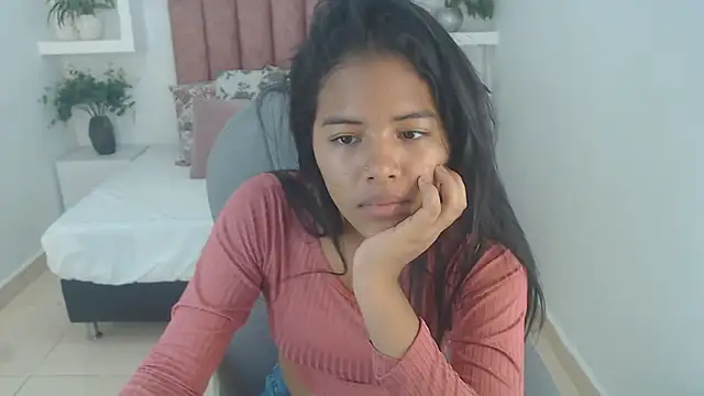 Lunilove   online show from 03/18/26, 07:37