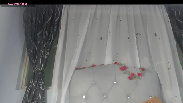 Snapshot of Victoria_Founta1 chatting on 07/07/26, 10:35 Victoria Founta1 online show from 07/07/26, 10:35