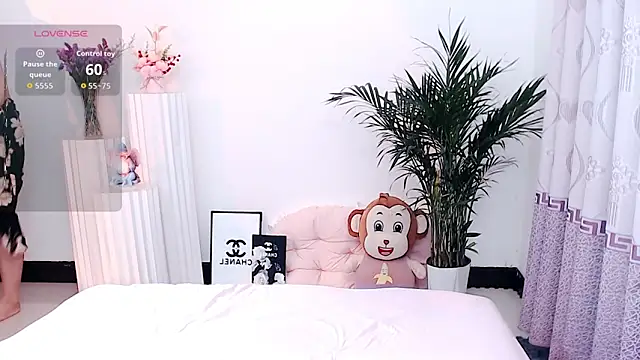 Evelyn-007 online show from 03/29/26, 09:33