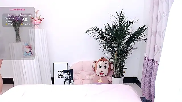 Evelyn-007 online show from 03/30/26, 05:42