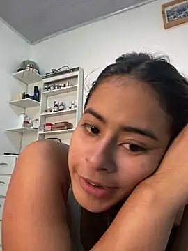 lucirganaxxx online show from 03/24/26, 04:29