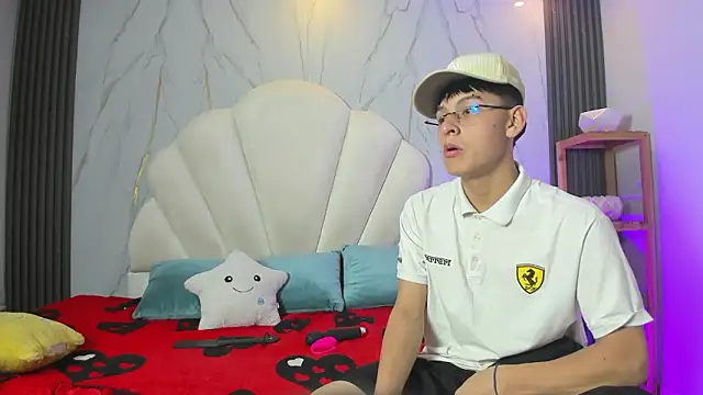 Snapshot of Alexander_Ammy chatting on 03/18/26, 06:05 Alexander Ammy online show from 03/18/26, 06:05