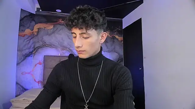 Snapshot of MaxiimoRomano_ chatting on 04/08/26, 12:50 MaxiimoRomano online show from 04/08/26, 12:50